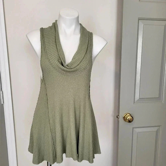 Free People We the Free Swing It Cowl Neck Sleeveless Waffle Knit Tank Top(XS) - Picture 8 of 11